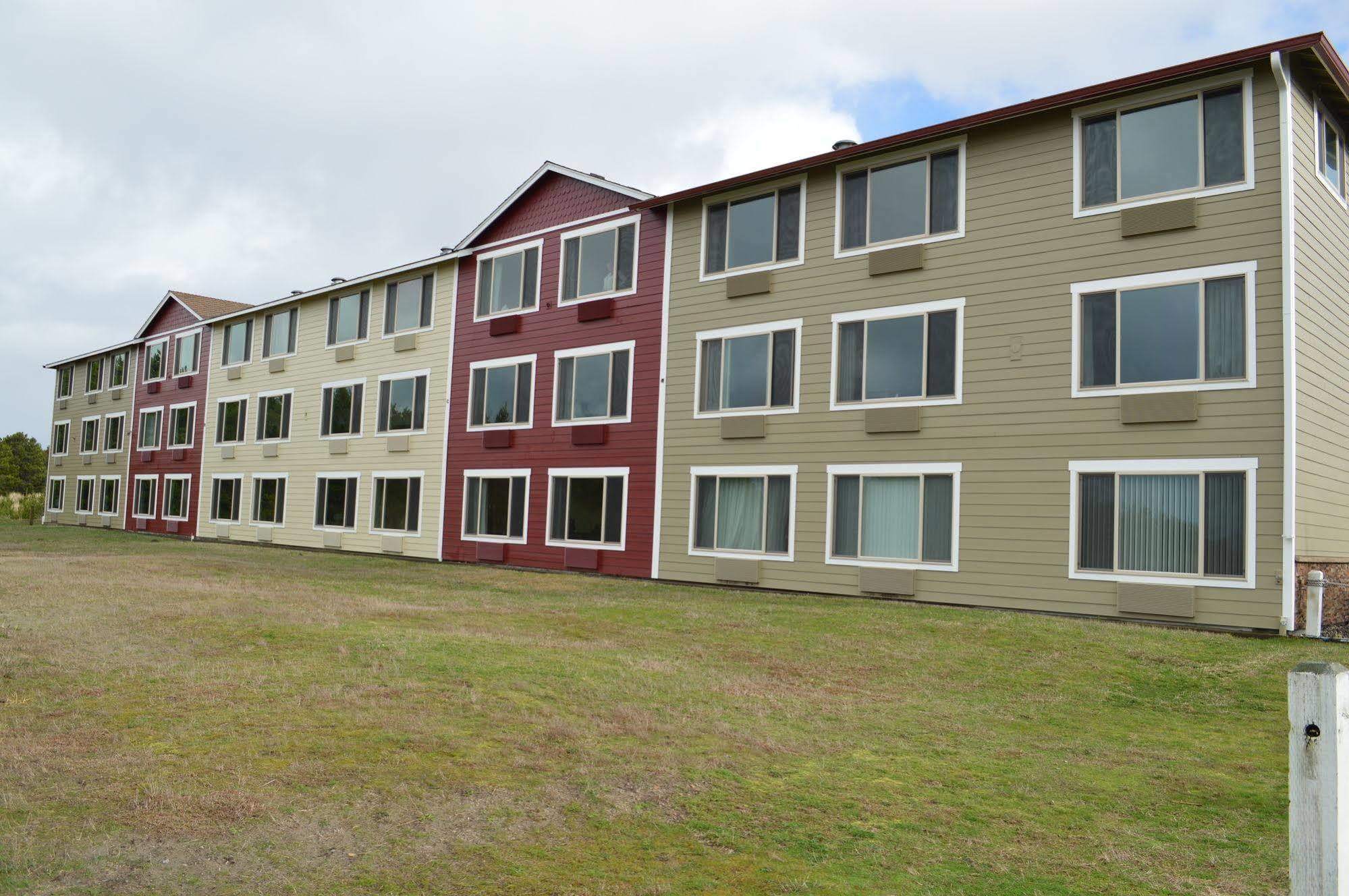 Oceanview Inn At The Arch Long Beach Exterior photo